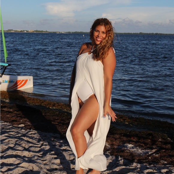 Halter Top - Picture 6 of 7